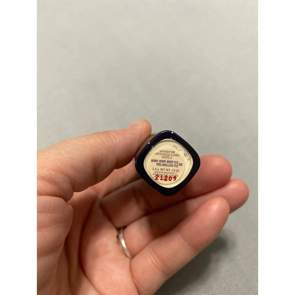 Avon satin moisture